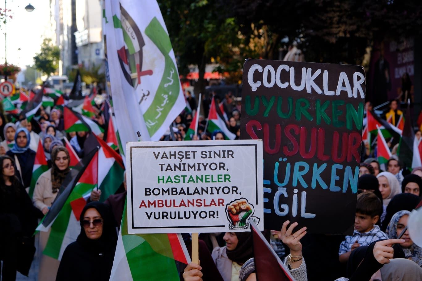 Vanlılar Aksa Tufanı'nın 3'Üncü Yıldönümünde Gazze Için Meydanlardaydı (6)