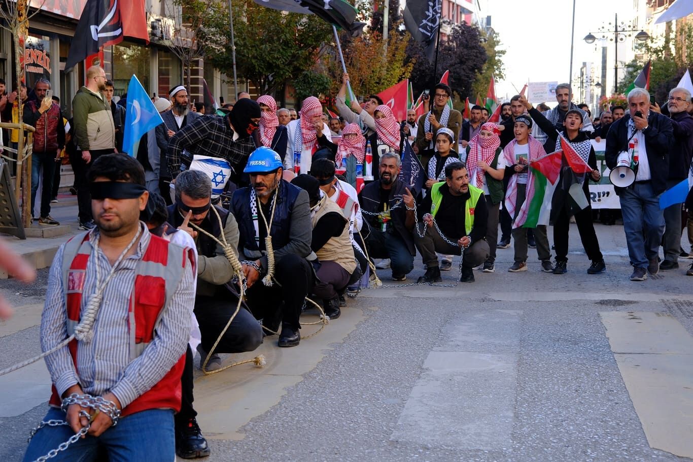 Vanlılar Aksa Tufanı'nın 3'Üncü Yıldönümünde Gazze Için Meydanlardaydı (7)