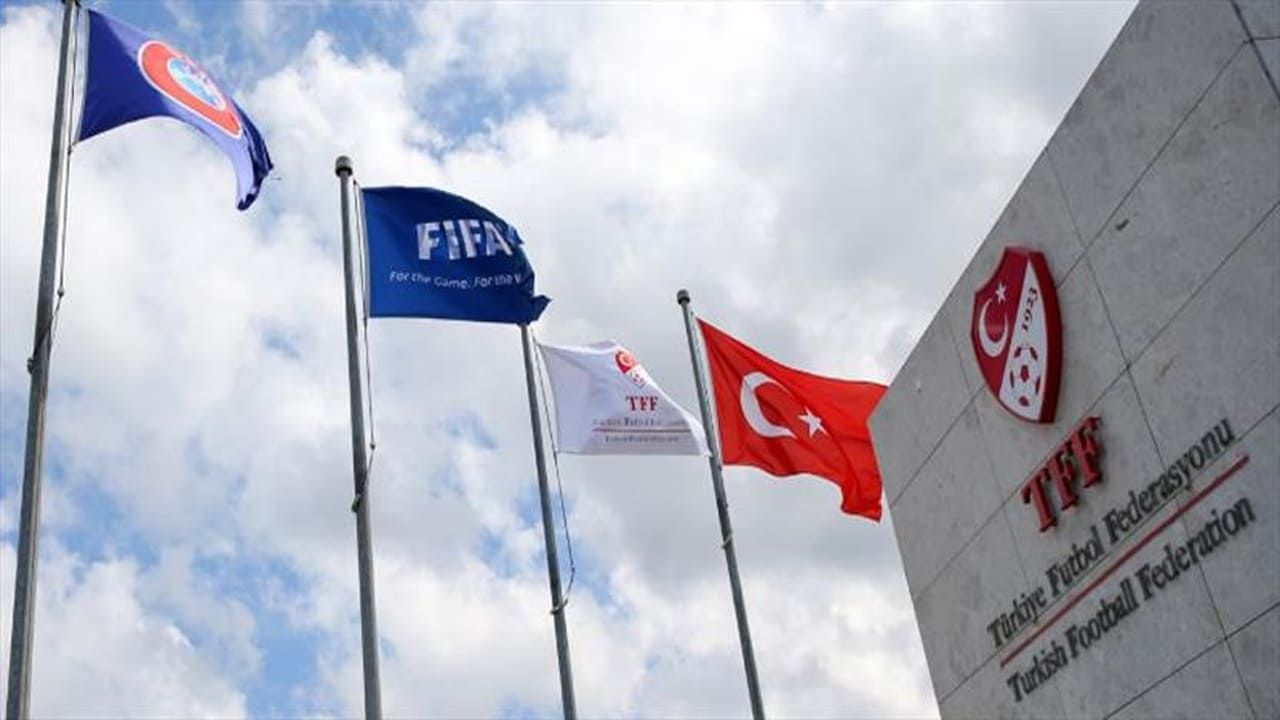 Vanspor’un rakiplerine ceza…