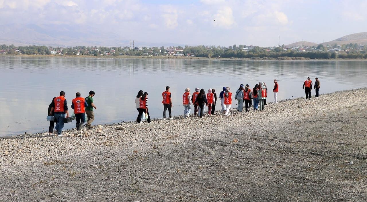 Yyü Ve Arü’den Van Ve Erçek Göllerinde Bilimsel Çalışma (2)
